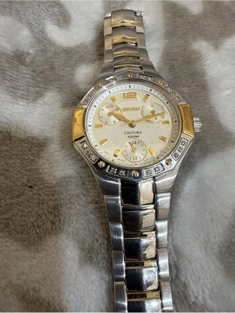 Seiko Coutura SUK008 Womens Diamond Watch Two Tone Multi Hand Calendar 100M